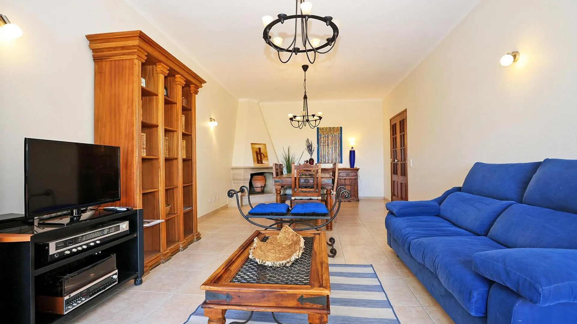 C25 - Town Center Apartment In Lagos
