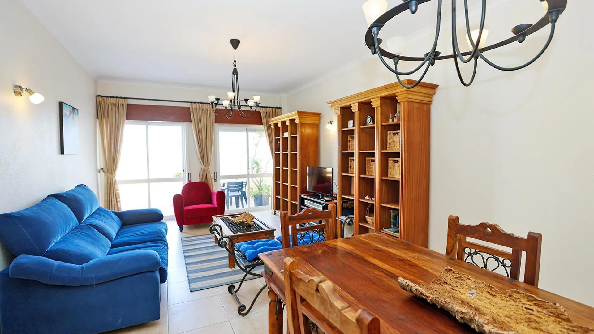 C25 - Town Center Apartment In Lagos